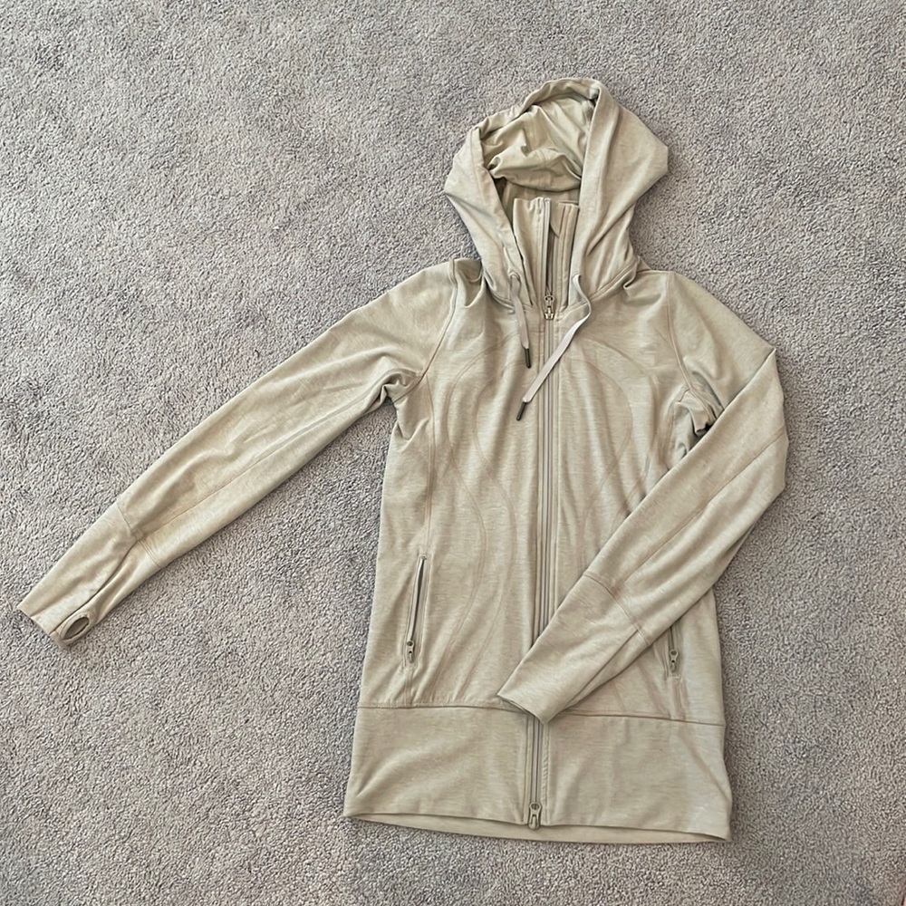 Lululemon size 4, oatmeal full zip jacket